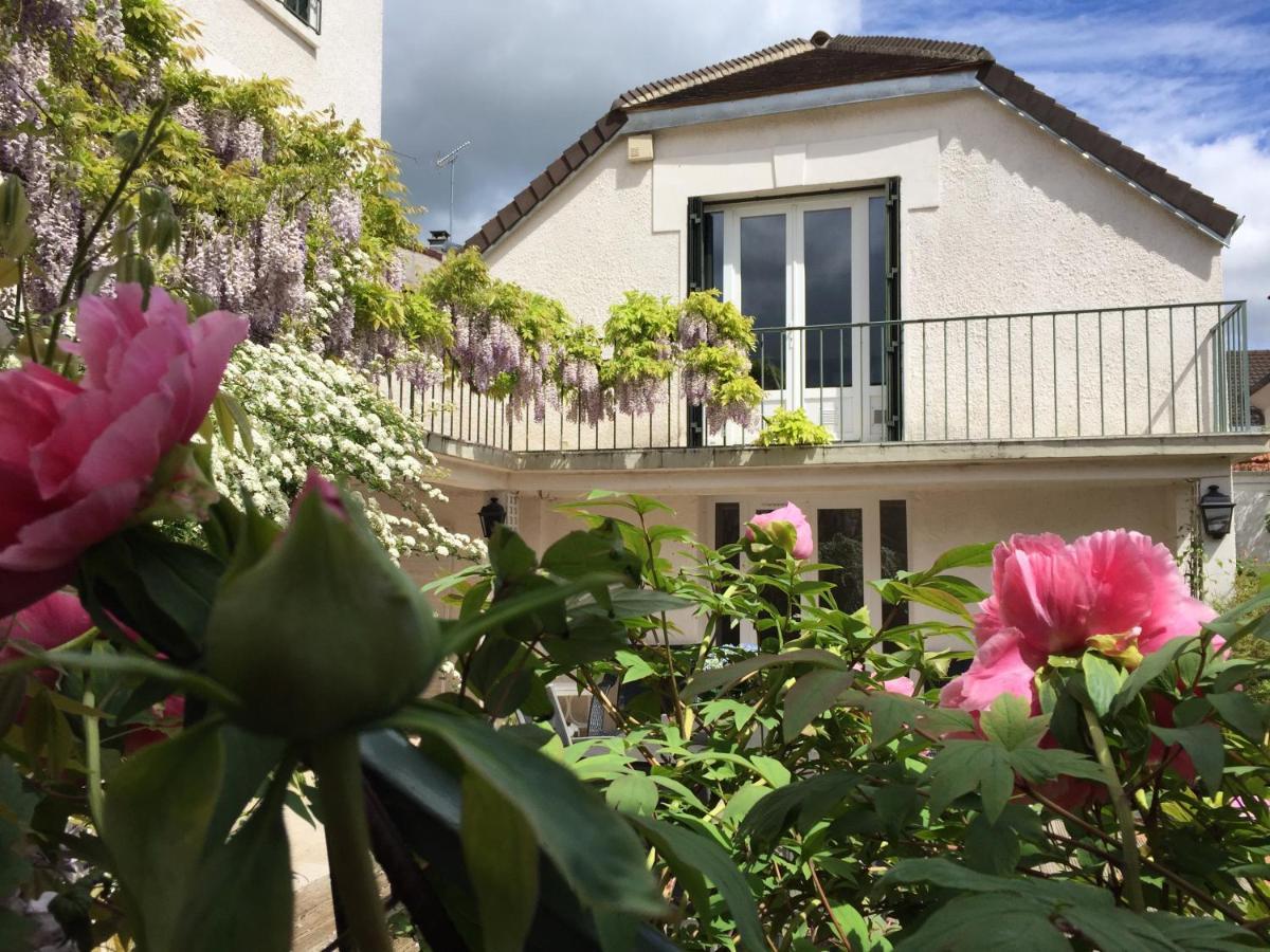Les Gites Du Clos Saint-Martin Maule Eksteriør billede