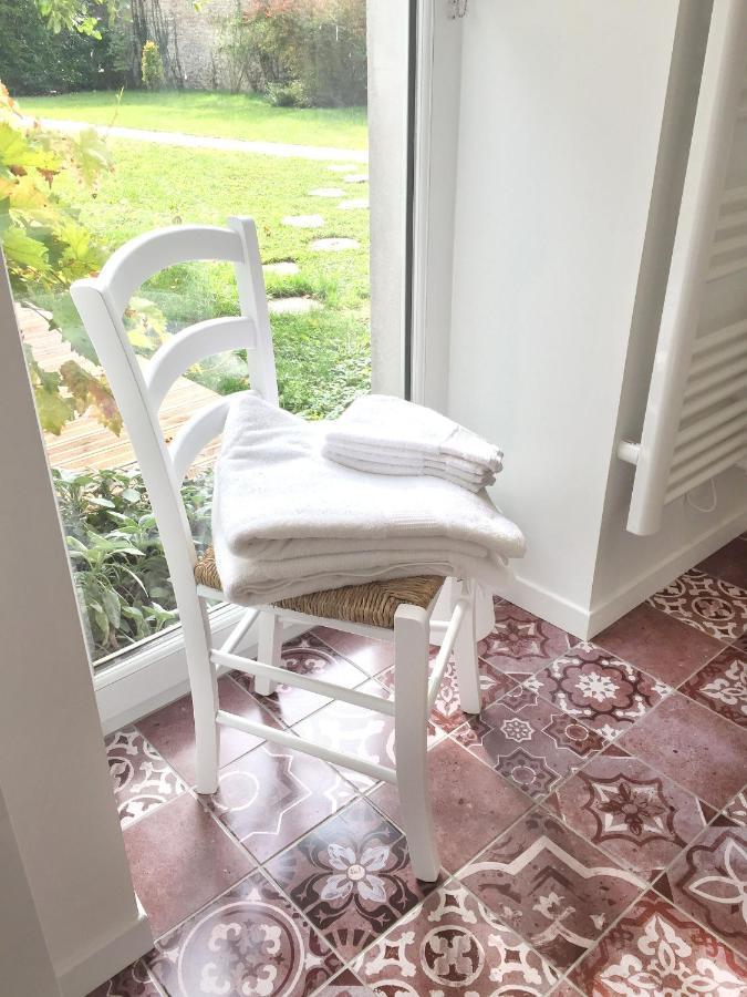Les Gites Du Clos Saint-Martin Maule Eksteriør billede